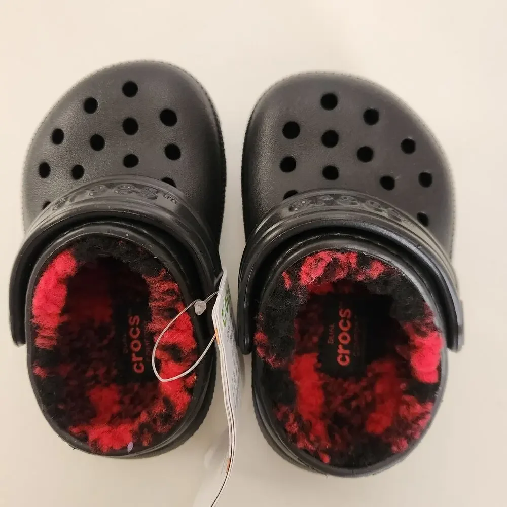 Crocs Kids Classic Lined Clog, Buffalo Plaid/Black/Varsity Red 1, 4 Toddler